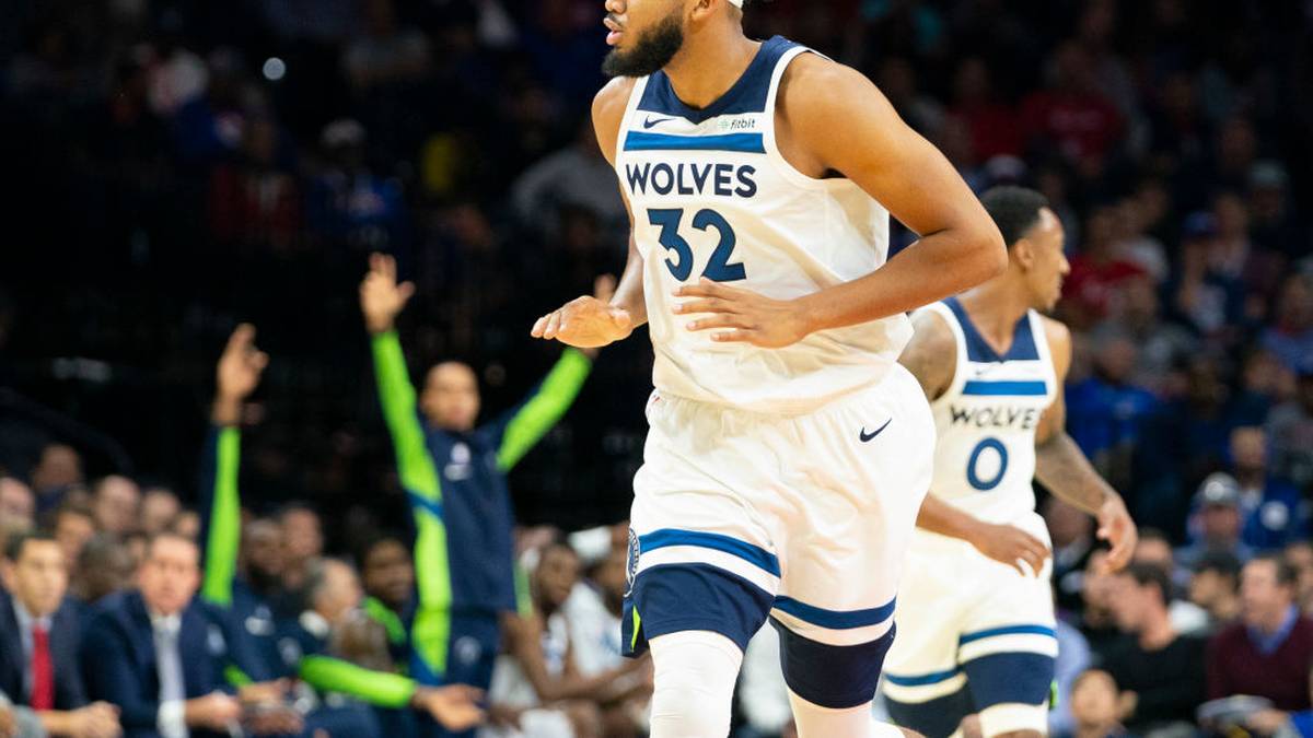 MINNESOTA TIMBERWOLVES: Lakers, Clippers, Rockets - und mittendrin die Timberwolves. Mit Siegen gegen die Nets und Heat haben sie bereits bewiesen, dass das kein Ausrutscher ist. Vor allem die Geschwindigkeit im Spiel Minnesotas ist beeindruckend - ein Erfolg von Coach Ryan Saunders. Selbst erst 33 Jahre alt, hat er eine junge Mannschaft zusammengestellt, die ständig Gas geben kann. Infolgedessen ist man auch im Scoring das fünftbeste Team der Liga. Von diesem Team wird man in diesem Jahr noch einiges hören