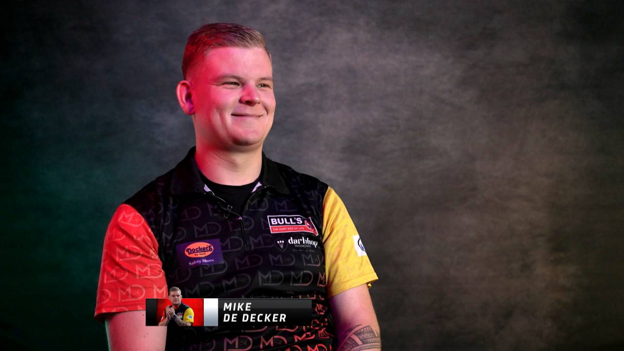 Darts-Star stichelt gegen Rivalen