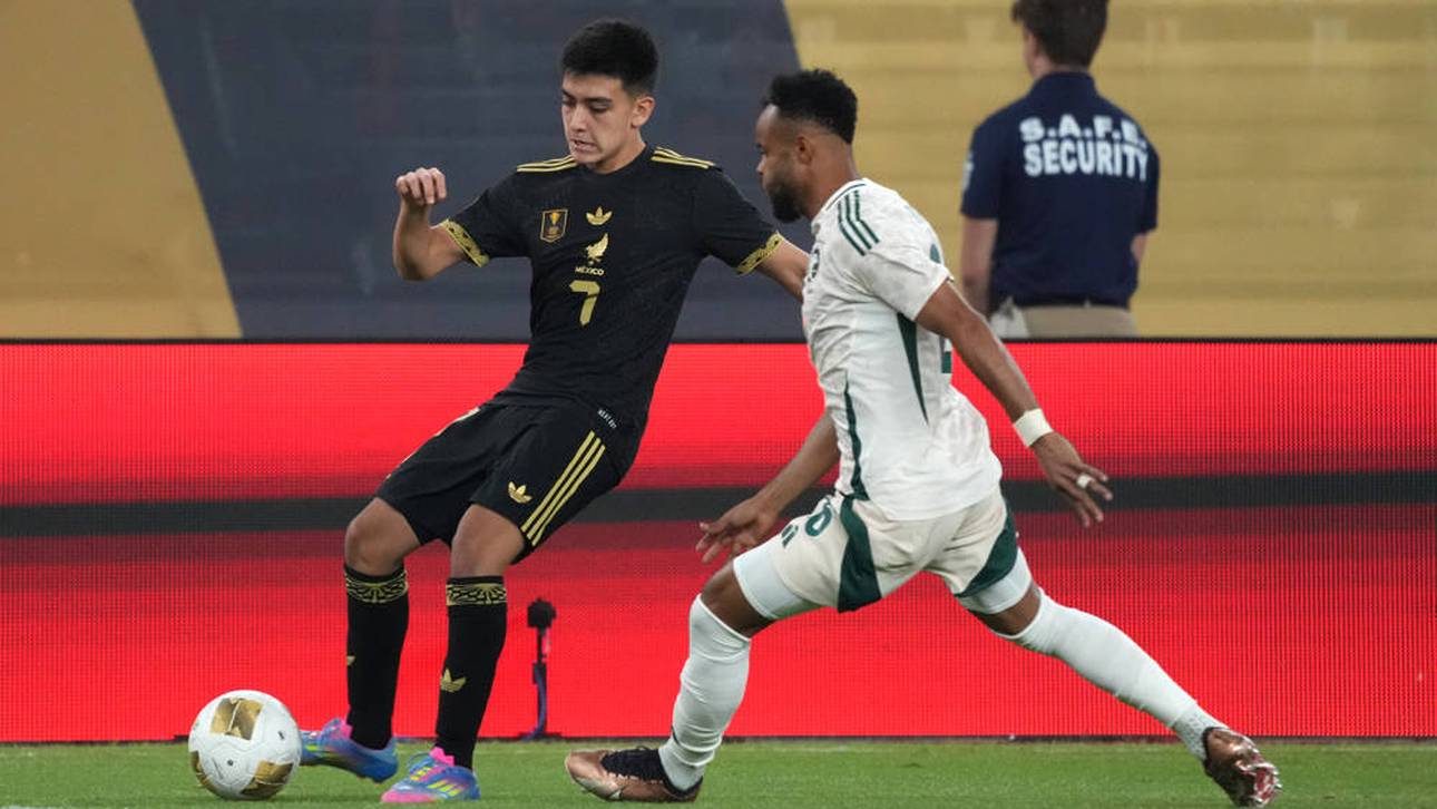 Gilberto Mora (l.) feierte beim Gold Cup sein Debüt für Mexiko