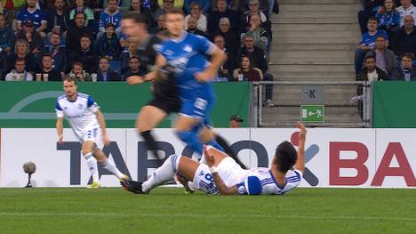 Nach der Niederlage in der Bundesliga gibt es auch im Pokal für Schalke eine Abreibung gegen Hoffenheim. Immerhin gelingt den Königsblauen ein Ehrentreffer.