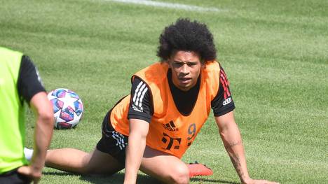Leroy Sané vom FC Bayern ist voller Vorfreude auf den neuen Trainer Julian Nagelsmann. An den neuen Coach hat er hohe Erwartungen.
