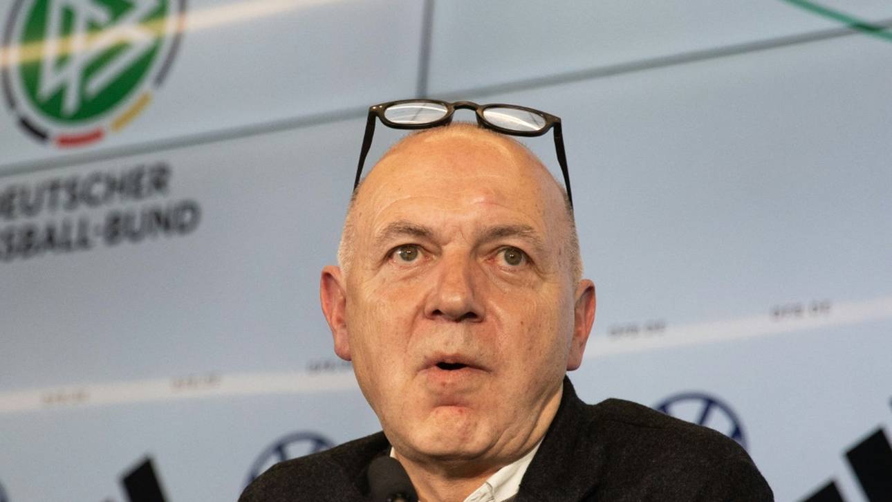 Neuendorf in Equal-Pay-Debatte weiter zurückhaltend