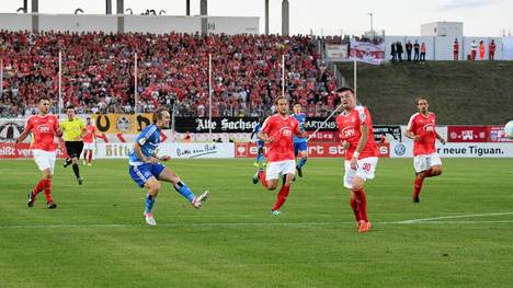 FSV Zwickau v Hamburger SV - DFB Cup