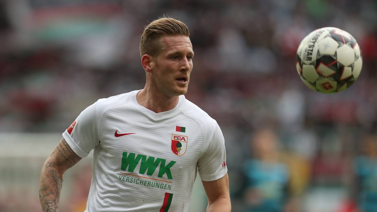 FC AUGSBURG - 13-15: Ähnliche Ausgangslage für die Fuggerstädter. Auch der FCA kann noch auf Platz 13 springen, wenn Freiburg Punkte liegen lässt und die Augsburger in Wolfsburg siegen. Bei einem Remis wäre der jetzige Platz 14 in Gefahr, denn Konkurrent Schalke liegt nur wegen des schlechteren Torverhältnisses hinter Augsburg