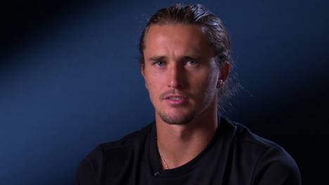 Alexander Zverev verrät, dass er die Arbeit mit Toni Nadal gerne fortsetzen würde. Die beiden stehen in Kontakt und überlegen, wie das nächste Jahr aussehen könnte, erklärt der deutsche Tennisstar.