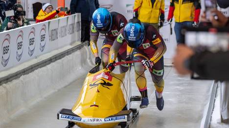 Francesco Friedrich hat im Zweier mit Alexander Schüller seinen 50. Weltcup-Sieg gefeiert