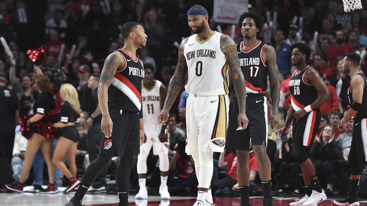 Nach dem vorzeitigen Saisonende von DeMarcus Cousins waren die Pelicans allerdings oft eine One-Man-Show - mit Unterstützung von Jrue Holiday. Die Defense ist zudem trotz Davis wacklig - kein Playoff-Team hat in der Saison mehr Punkte pro Partie zugelassen. PLAYOFF-PROGNOSE: 1:4-Pleite gegen die New Orleans Pelicans
