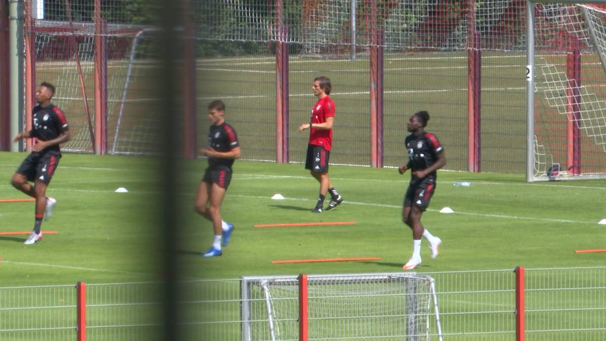 Jerome Boateng witzelt über die Frisur seines Bayern-Kollegen Alphonso Davies