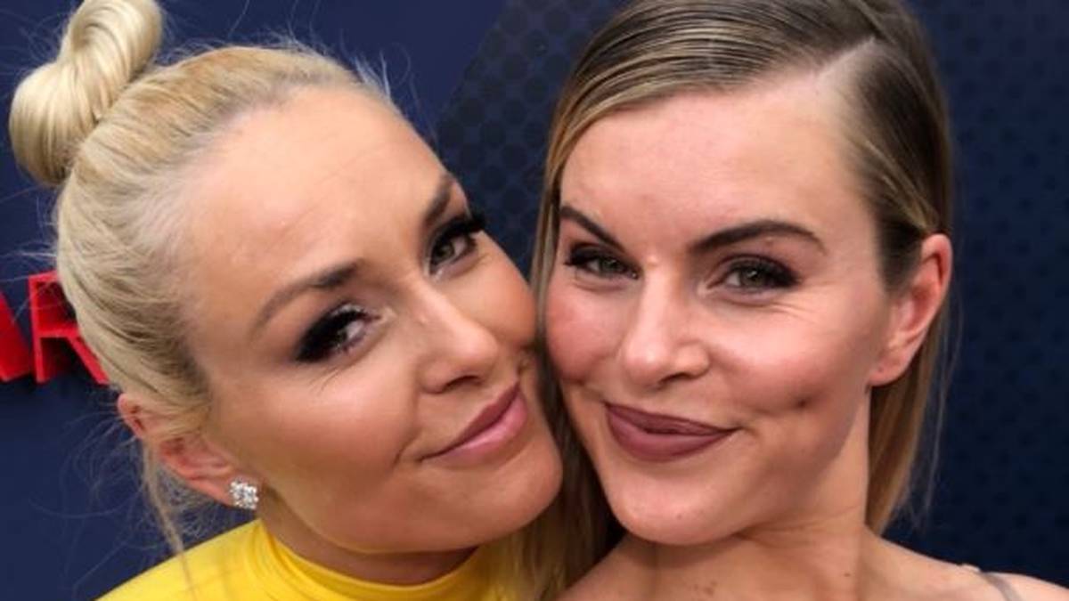 Die Veranstaltung entert die erfolgreichste Skifahrerin aller Zeiten mit ihrer Schwester Karin 