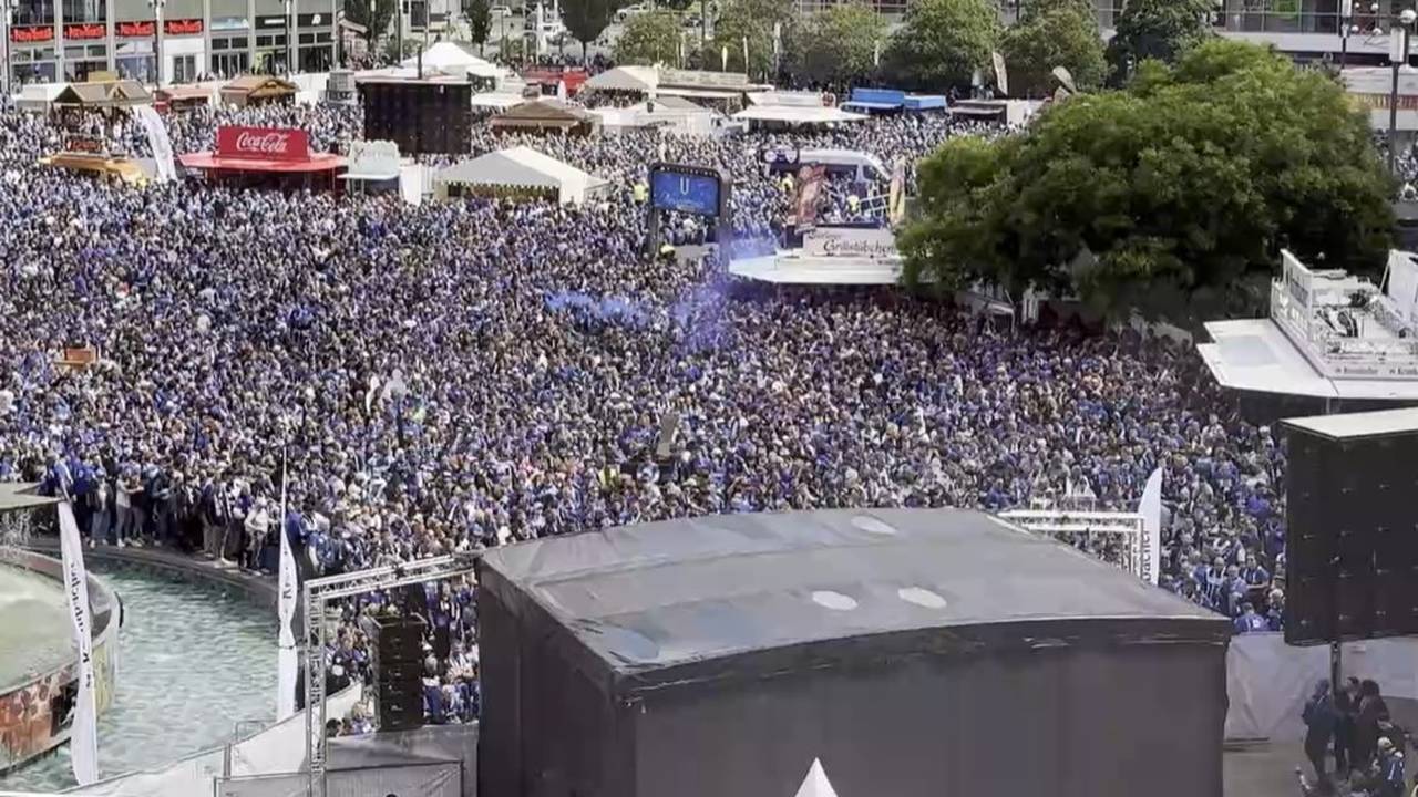 Riesiger Andrang! Bielefeld-Fans sorgen für spektakuläre Bilder