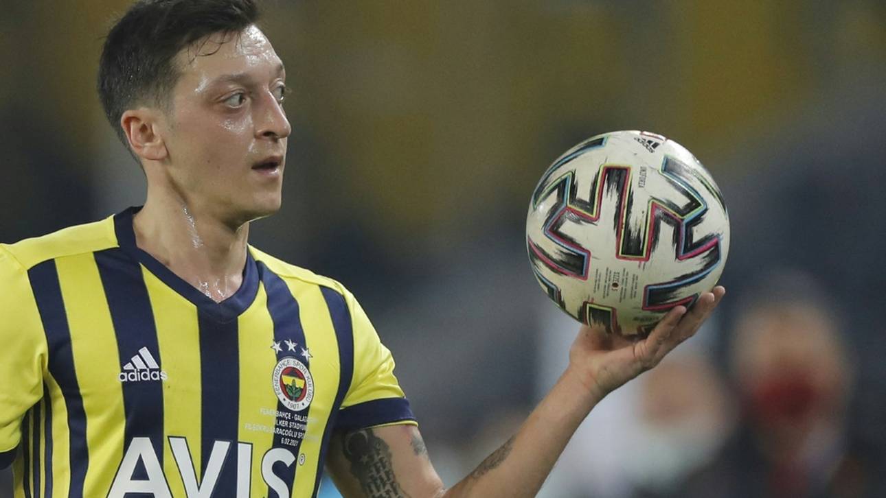 „Fake News“: Özil wehrt sich