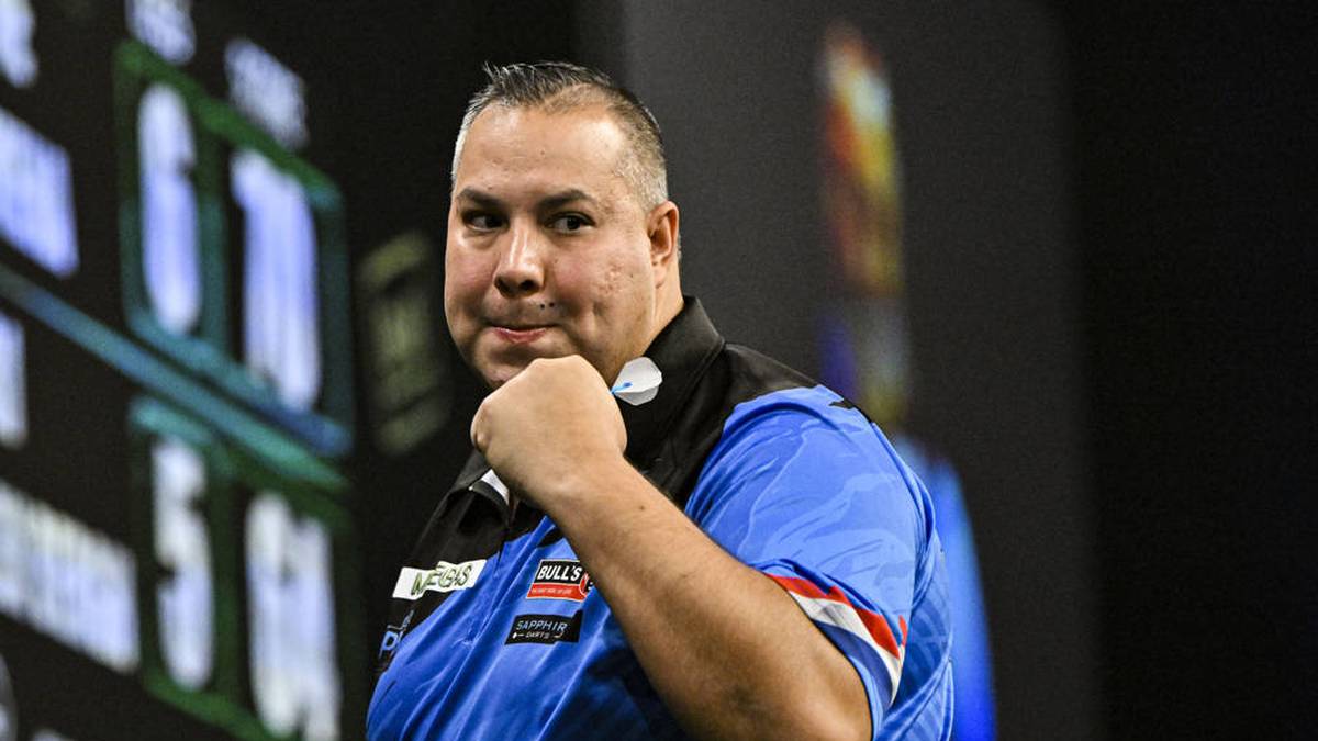 JERMAINE WATTIMENA (Niederlande)
Den Schnellwerfer muss man für einen Coup auf der Rechnung haben. Befindet sich in der Form seines Lebens und demonstrierte dies bei mehreren großen Turnieren der abgelaufenen Saison