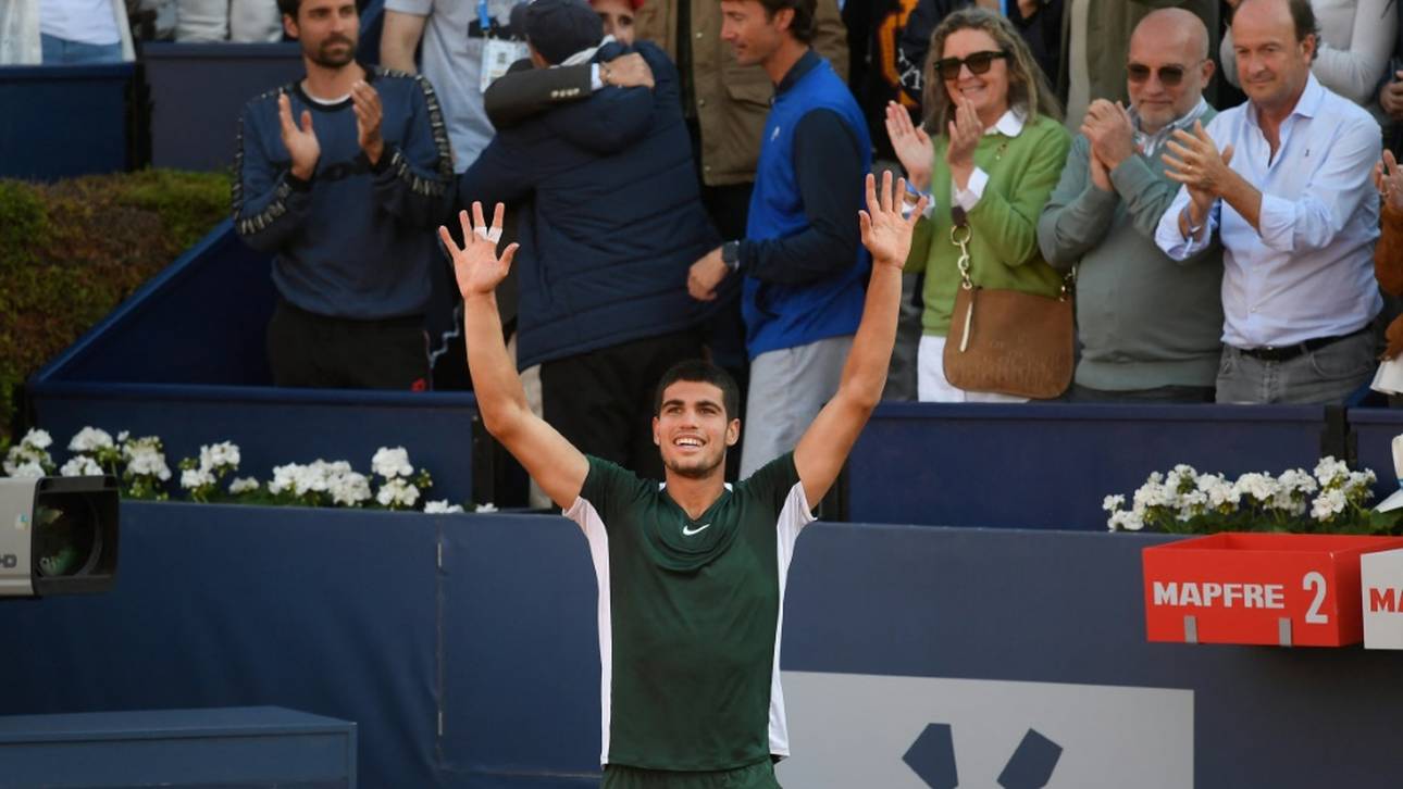 Alcaraz triumphiert in Barcelona