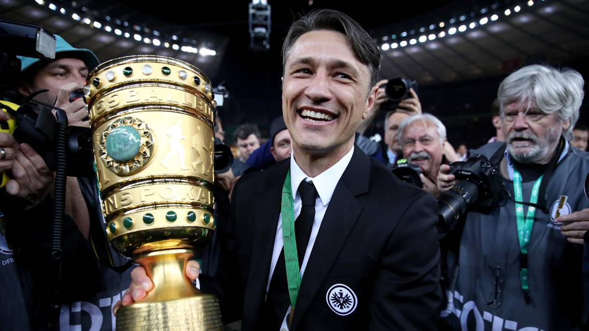 Der 46-Jährige verabschiedet sich aber auch mit einem lachenden Auge: "Ich habe eine Mannschaft hinterlassen, die einen tollen Charakter hat. Es ist immer am schönsten, wenn es am erfolgreichsten ist."