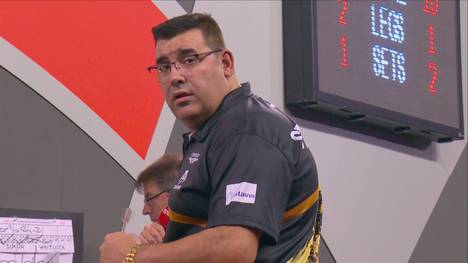 De Sousa holt sich am Ende doch noch den Sieg über Simon Whitlock und steht in Runde drei.