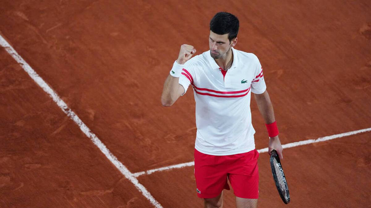 Nach vier Stunden und elf Minuten triumphiert Djokovic. "Es ist das beste Match, das ich jemals hier in Roland-Garros gespielt habe", sagt er im Anschluss