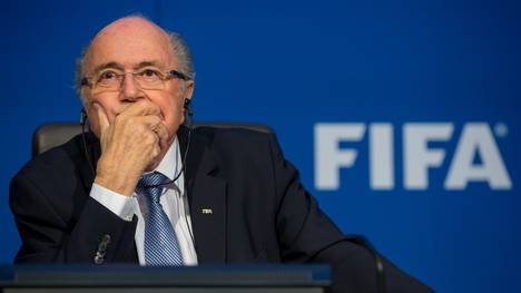 Joseph S. Blatter ist für acht Jahre gesperrt