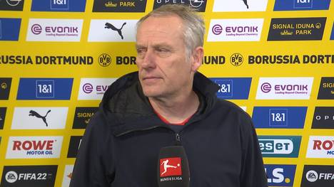Nach der 1:5-Schlappe bei Borussia Dortmund ist die Laune von Christian Streich bescheiden. Das bekommt ein Reporter deutlich zu spüren.