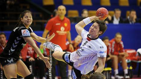 Anne Müller für Deutschland bei der Handball-EM 2012 gegen Montenegro