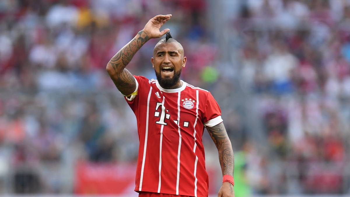 ARTURO VIDAL: Der Chilene kam auch erst vergangenes Wochenende zurück nach München, spielte aber sowohl gegen Liverpool als auch gegen Neapel. Wurde in beiden Partien seiner selbst ernannten Rolle als Anführer nicht gerecht. SPORT1-Note 4