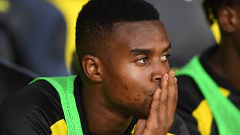 Der U21-Nationaltrainer Antonio Di Salvo spricht über Youssoufa Moukoko und dessen Stand bei Borussia Dortmund. Außerdem klärt er über Ansger Knauffs gesundheitlichen Zustand nach seiner Verletzung auf.