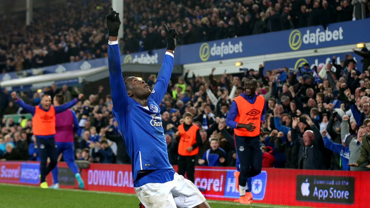 Everton v Chelsea - The Emirates FA Cup Sixth Round