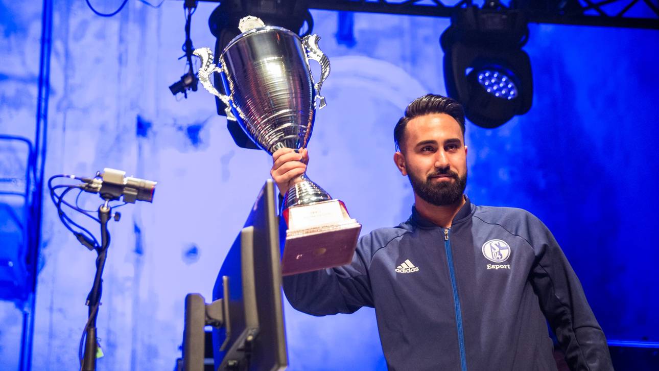 Erster ESLM-Titel für Schalke 04