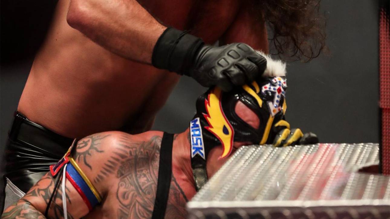 WWE kündigt Mysterio-Rücktritt an