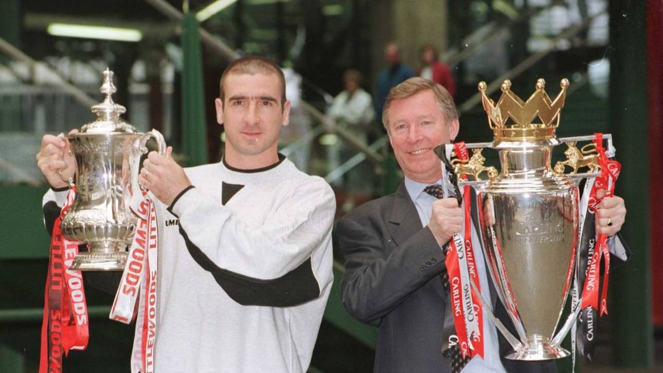 Eric Cantona (mit Sir Alex Ferguson) wurde mit Manchester United viermal Meister und zweimal Pokalsieger