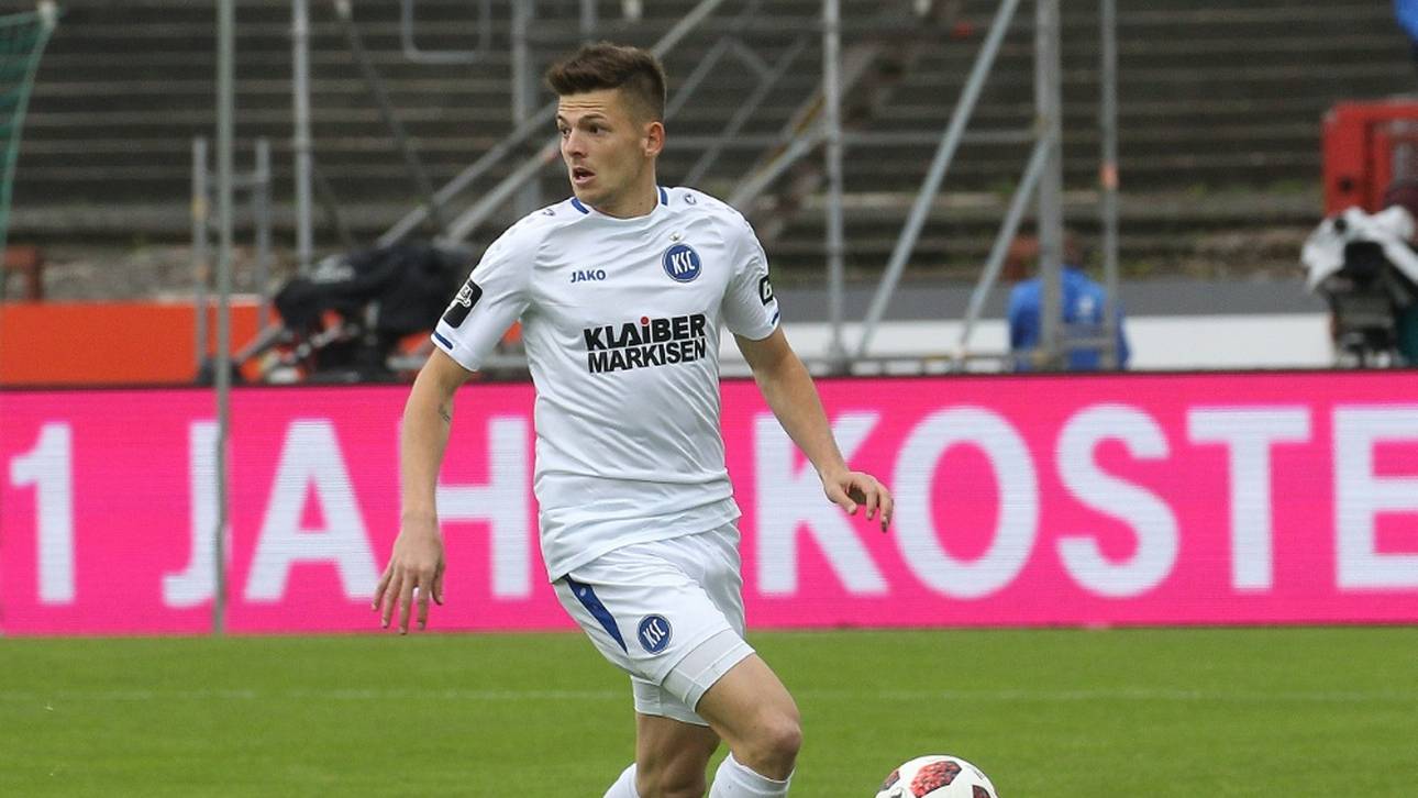 Spielmacher bleibt KSC treu