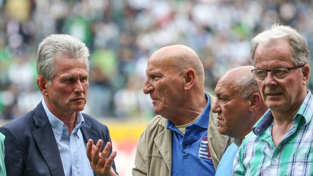 Gladbach-Legende hilflos am Boden