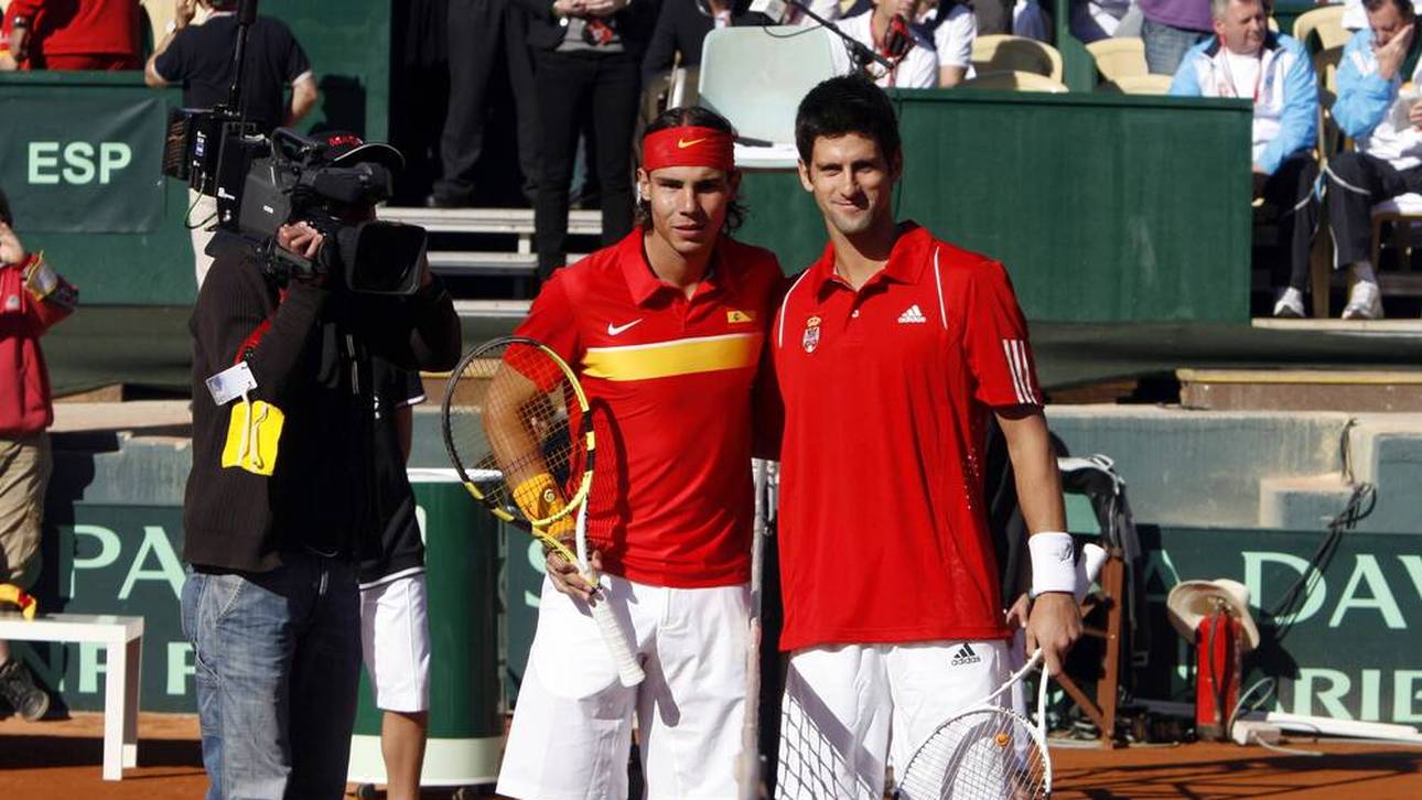 Rafael Nadal und Novak Djokovic vor dem Match in Benidorm