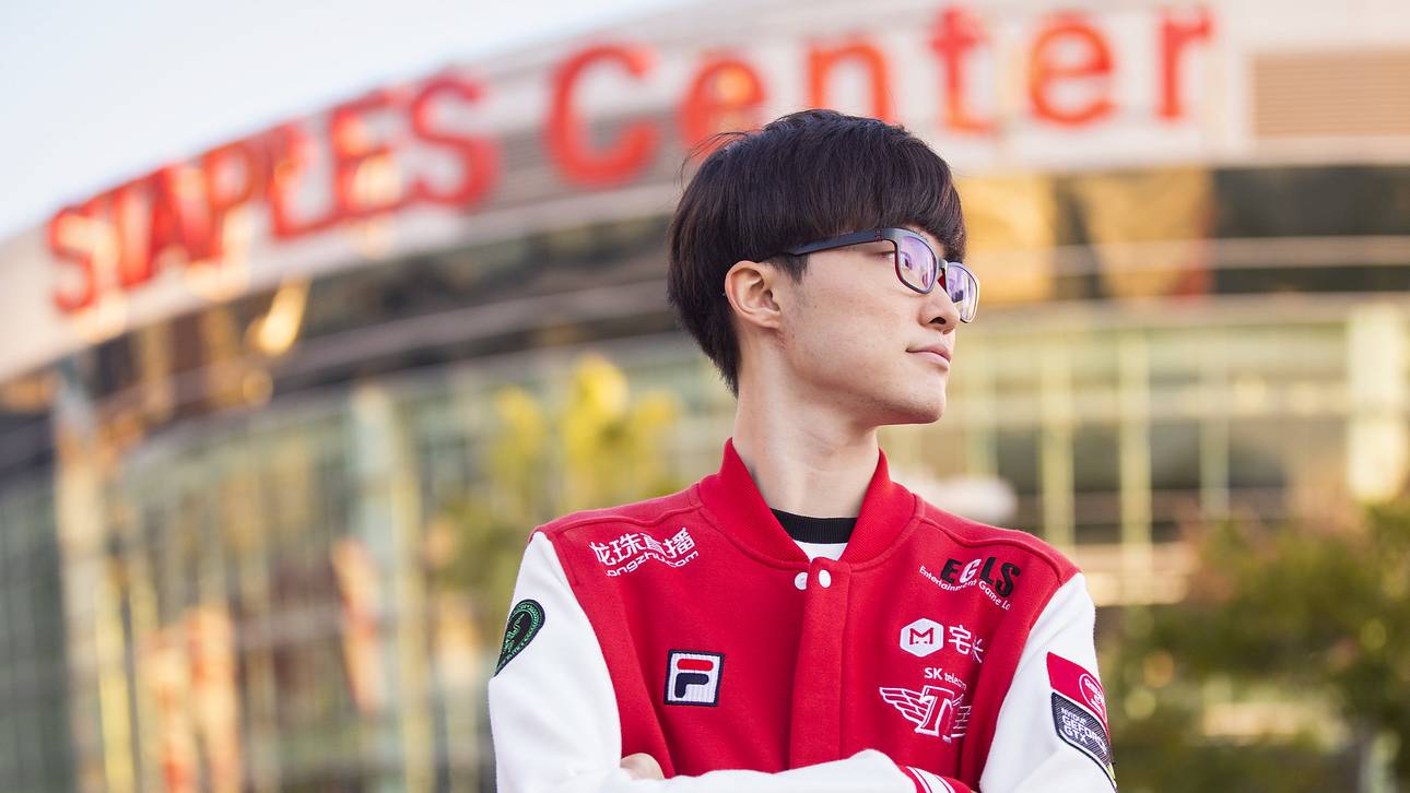 eSportler Faker gegen COVID-19