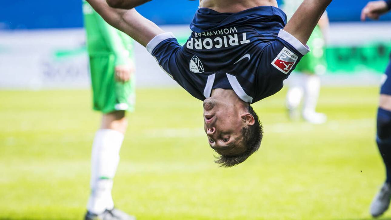 Bochum steht Kopf: Robert Tesche feiert den späten Siegtreffer