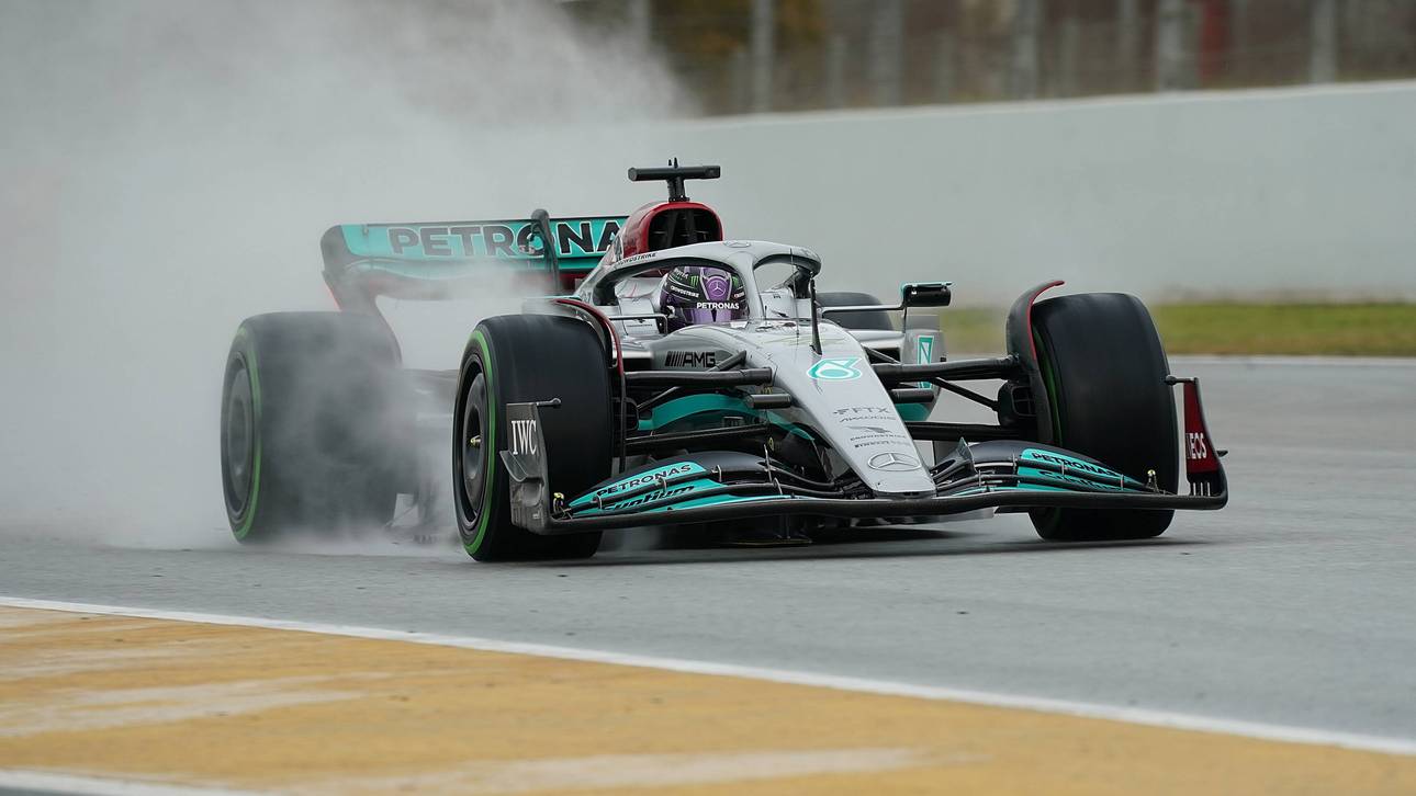 F1-Tests: Hamilton schlägt zurück