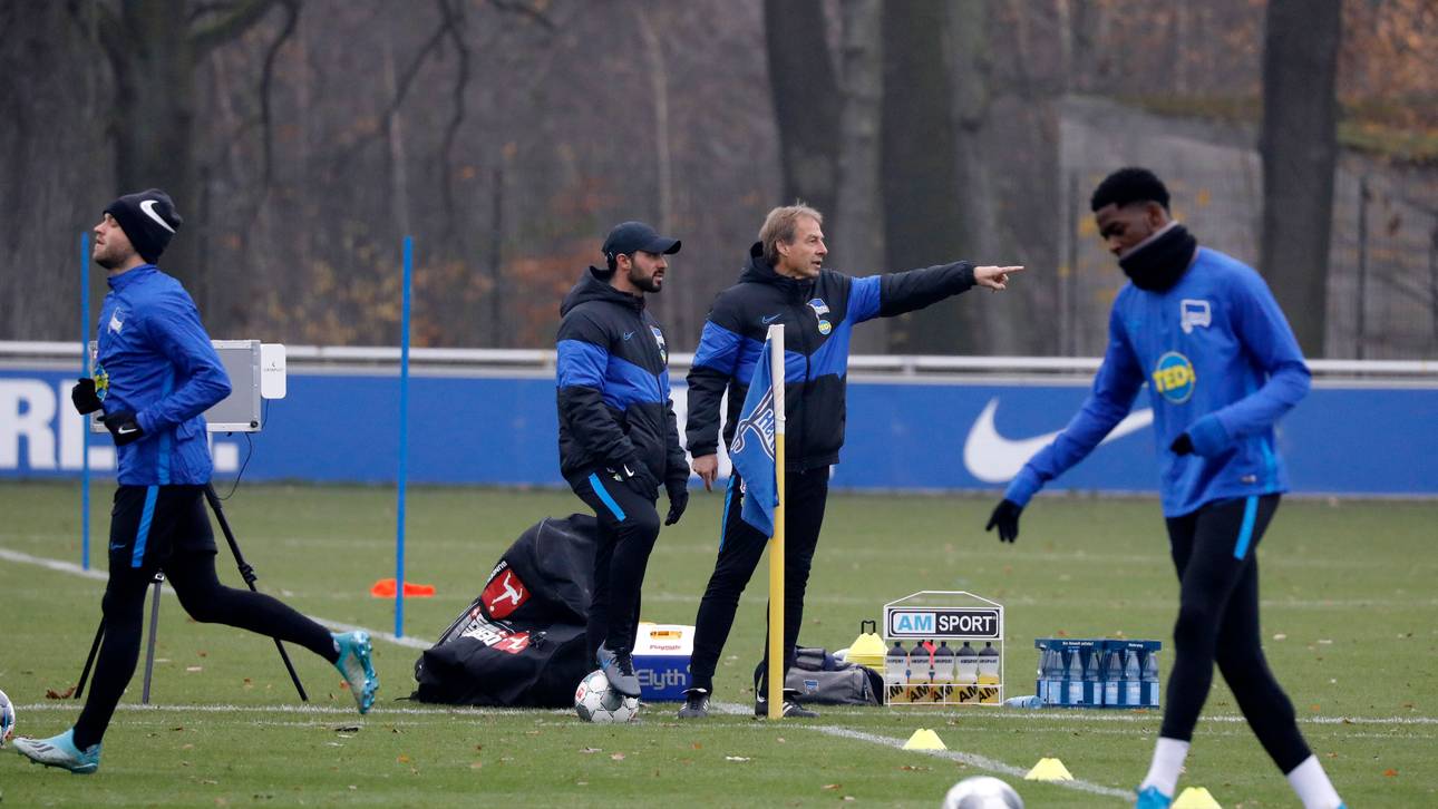 YouTuber überrascht Klinsmann