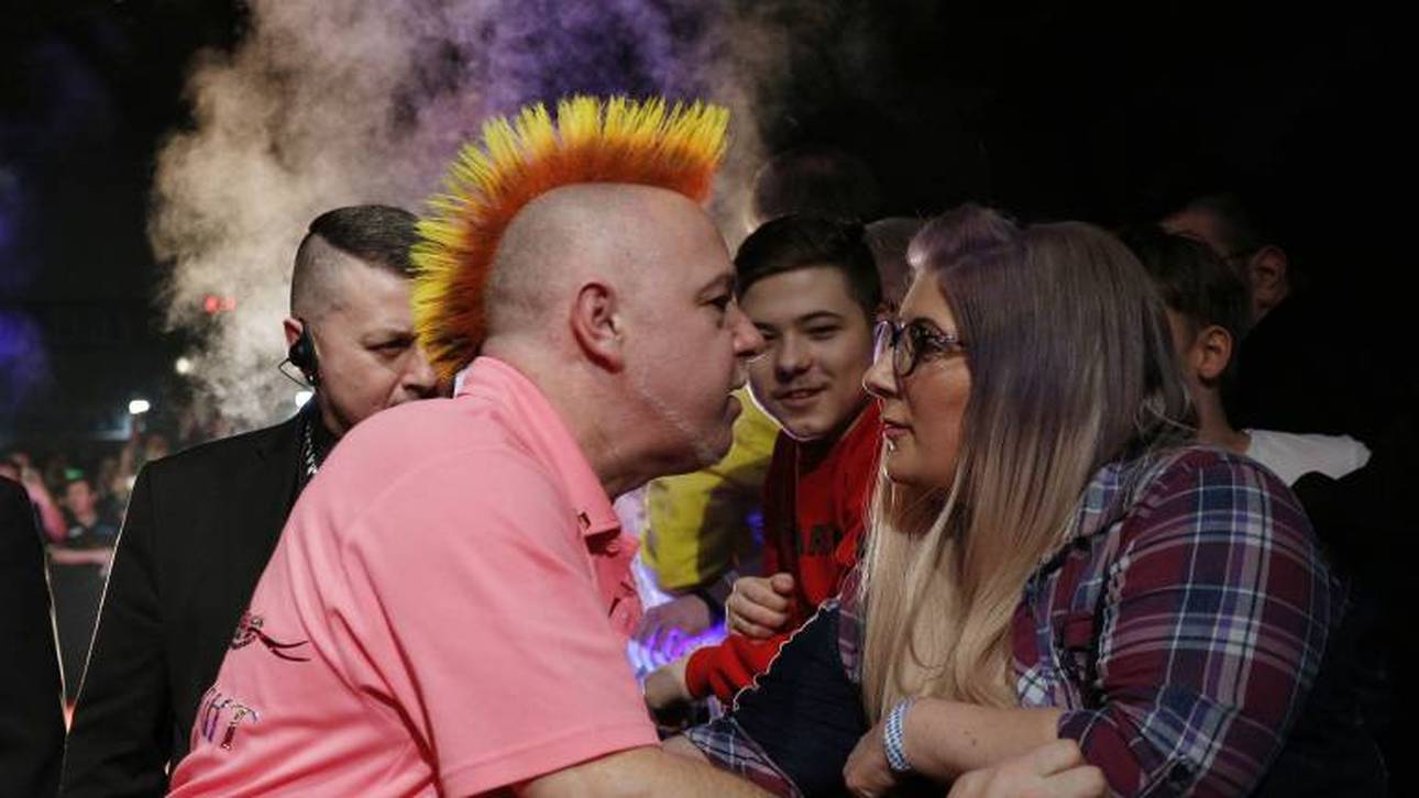 Snakebite sorgt sich um seine Frau