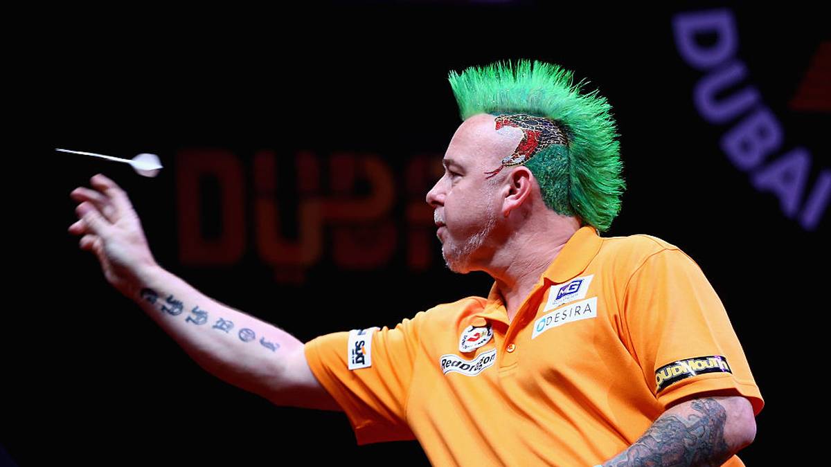 Grün und Orange.. .auch diese Kombination kann der Paradiesvogel der Darts-Szene tragen