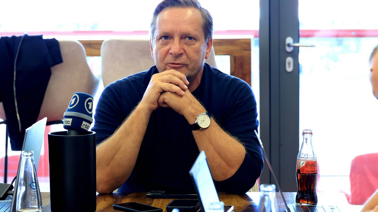 „Kritischer Zustand“: Heldt kritisiert Transfer-Politik