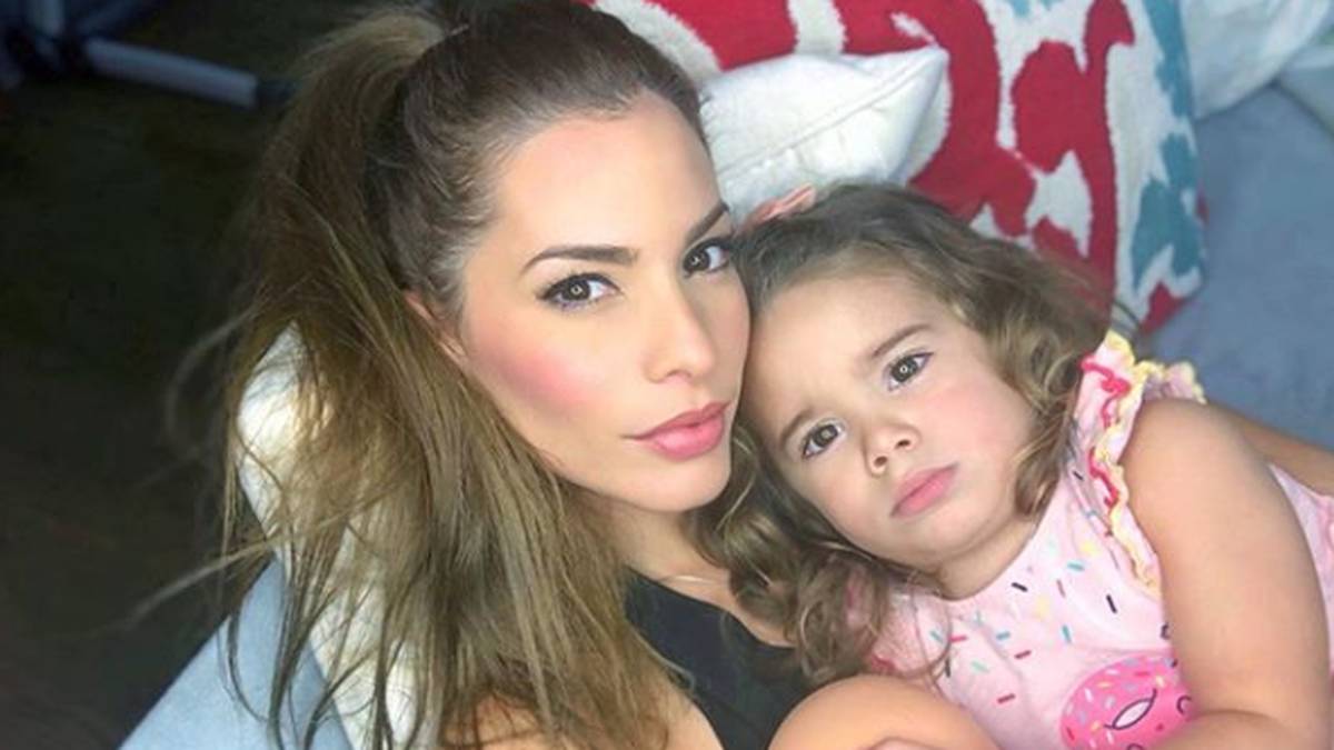 Nowitzkis Ex-Teamkollege J.J. Barea greift nach den Sternen. Der Point Guard aus Puerto Rico ist mit der ehemaligen Miss Universe Viviana Ortiz Pastrana verheiratet und hat mit ihr eine Tochter