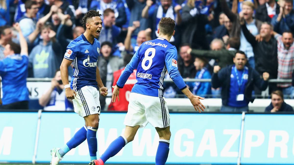 Für den 20-Jährigen ist es das erste Bundesligator. Auf der Tribüne dürfte sich Jogi Löw hinter den Namen des U-20-Nationalspielers ein Kreuzchen gemacht haben