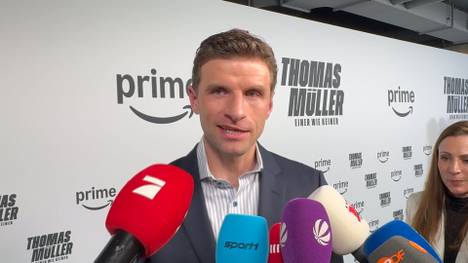 Thomas Müller präsentiert seine Dokumentation "Thomas Müller - Einer wie keiner". Vor der Premiere erklärt der Bayern-Star, was einen in der Dokumentation erwartet und wie die Arbeiten für ihn waren. 