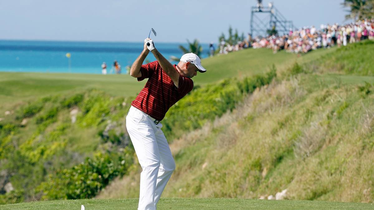 2009 kürt sich Stewart Cink zum Sieger. Er bezwingt im Stechen Tom Watson. Wie in den beiden Vorjahren liegt die Siegprämie bei 750.000 Pfund 