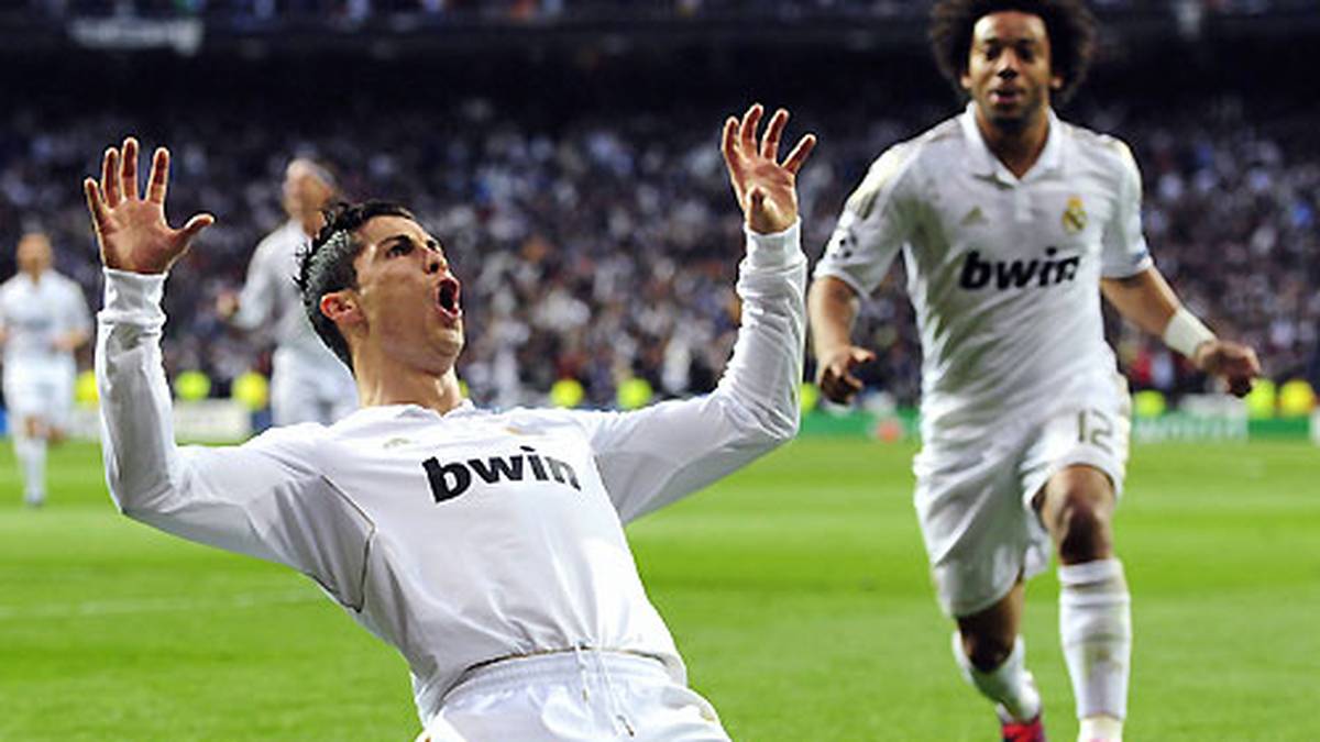 Cristiano Ronaldo legt im Bernabeu los wie die Feuerwehr, trifft in der 6. Minute per Handelfmeter und nur acht Minuten später zum 2:0