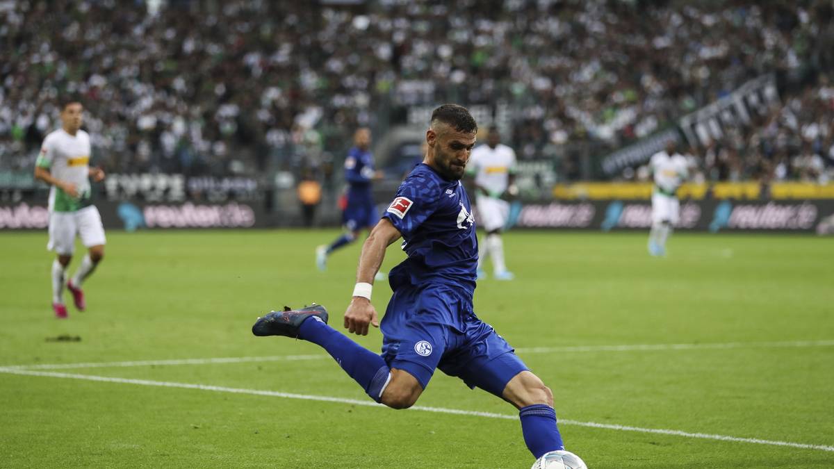 ITALIEN (3): Der viermalige Weltmeister Italien ist in dieser Saison nur mit drei Legionären in Deutschland vertreten. Einer davon ist der Schalker Daniel Caligiuri, der schon seit Beginn seiner Karriere in der Bundesliga spielt und auch die deutsche Staatsbürgerschaft besitzt. Die verbliebenen zwei Spieler sind Vincenzo Grifo (TSG 1899 Hoffenheim) und Werder-Talent Simon Straudi