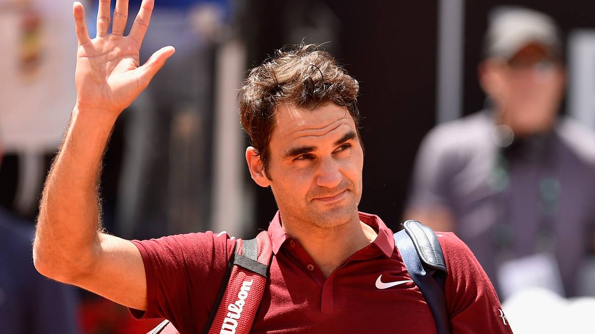 Seit vier Jahren ist der mittlerweile 34-Jährige bereits nicht mehr an der Spitze der Tennis-Weltrangliste. Bei der Berühmtheit lässt Federer seine Tennis-Konkurrenten dagegen deutlich zurück und sichert sich einen Platz in den Top 5. Der Schweizer beendete fünf Jahre als Erster der Weltrangliste und hält den Rekord für die meisten Grand-Slam-Titel (17)