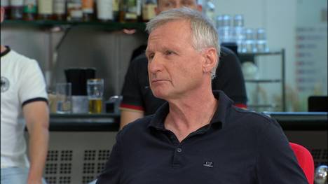 Im exklusiven SPORT1-Interview verteidigt Michael Reschke Joshua Kimmich vehement. Die Diskussion um ihn sei "ein Witz".