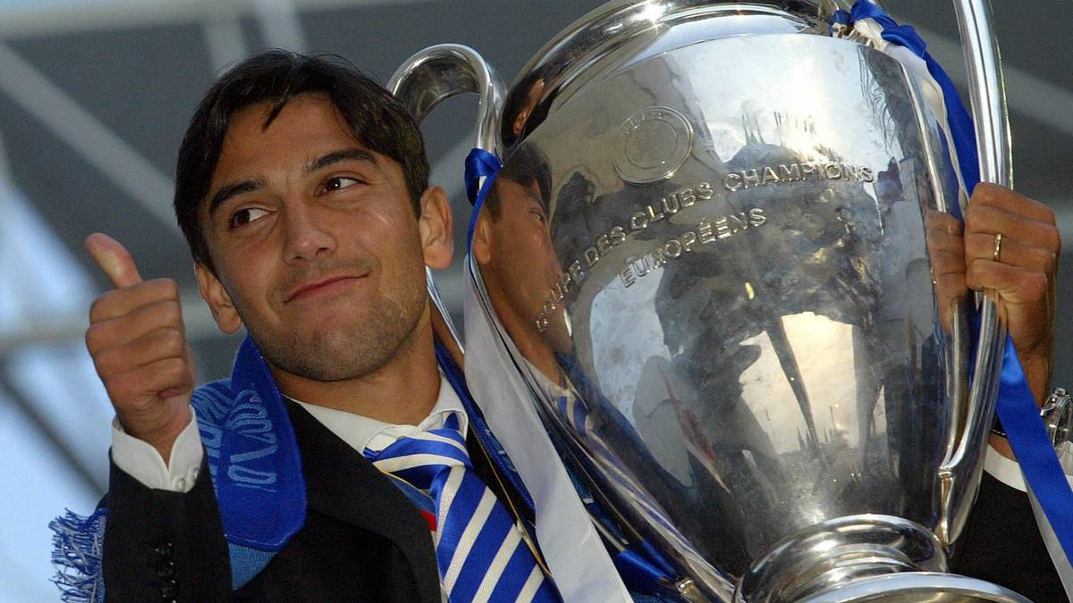 Gleiches gilt für Paulo Ferreira. Auch er gewinnt mit Porto und dem FC Chelsea die Champions League