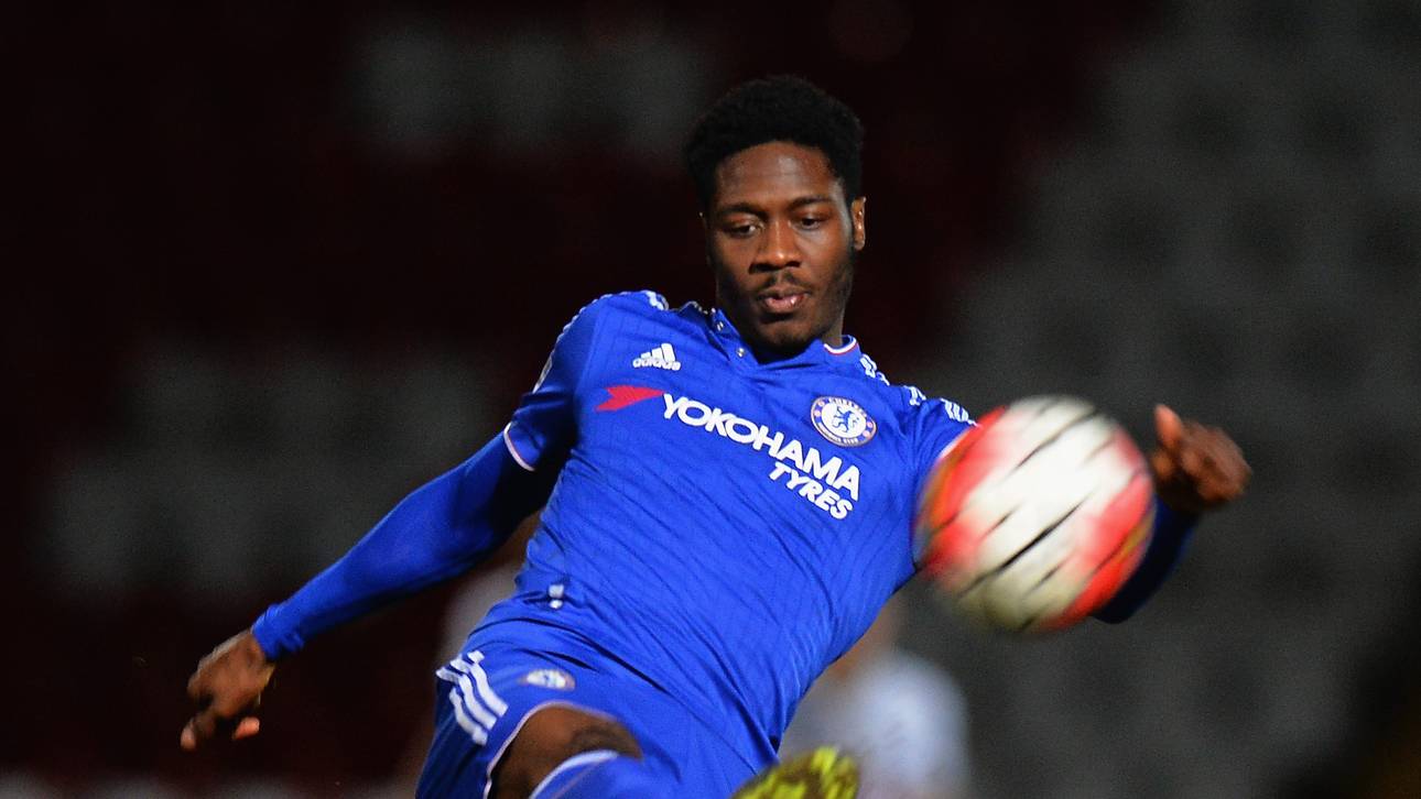 Irrer Weitschuss von Chelsea-Youngster