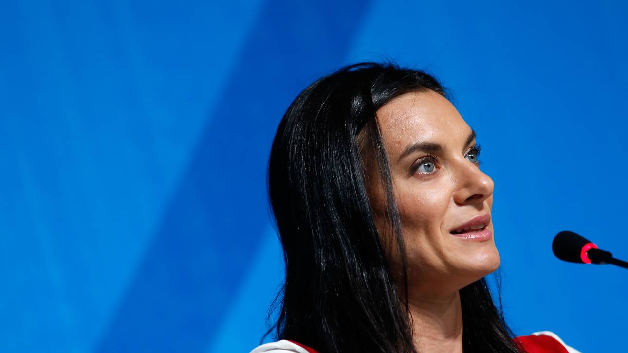 Issinbajewa besucht Militär